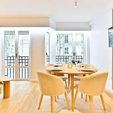 Evasion Parisienne Entre Monceau & Arc De Triomphe Apartment Paris