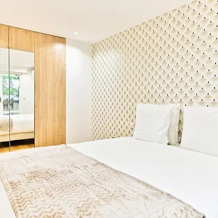 Evasion Parisienne Entre Monceau & Arc De Triomphe Apartment Paris