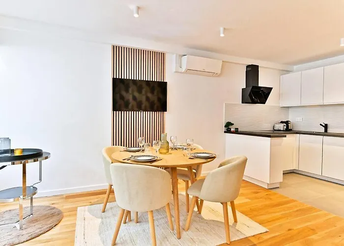 Daire Evasion Parisienne Entre Monceau & Arc De Triomphe Paris