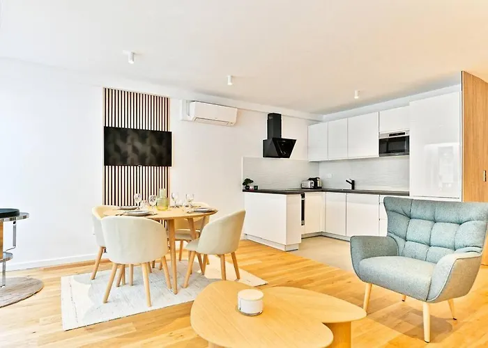 Evasion Parisienne Entre Monceau & Arc De Triomphe Daire