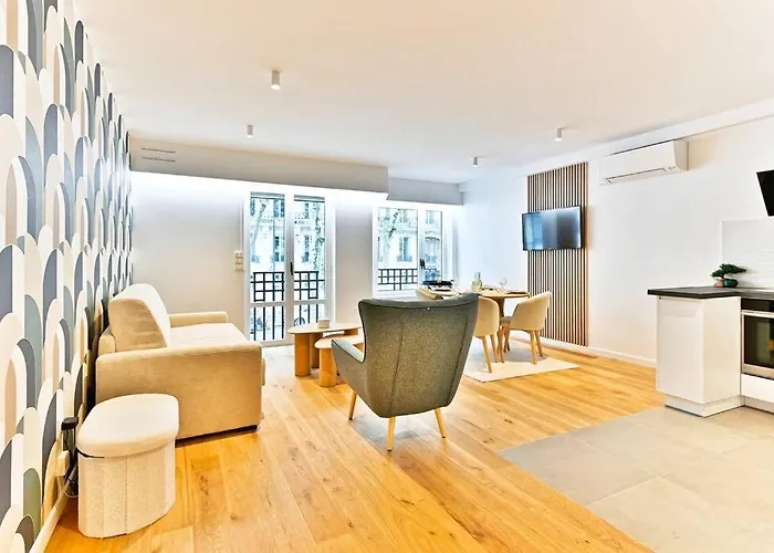 Evasion Parisienne Entre Monceau & Arc De Triomphe *