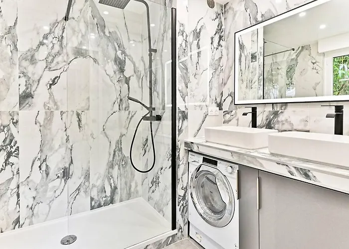 Daire Evasion Parisienne Entre Monceau & Arc De Triomphe *